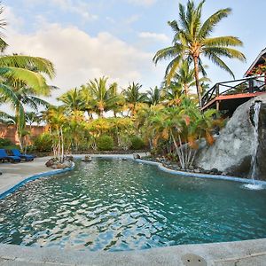 Wananavu Beach Resort